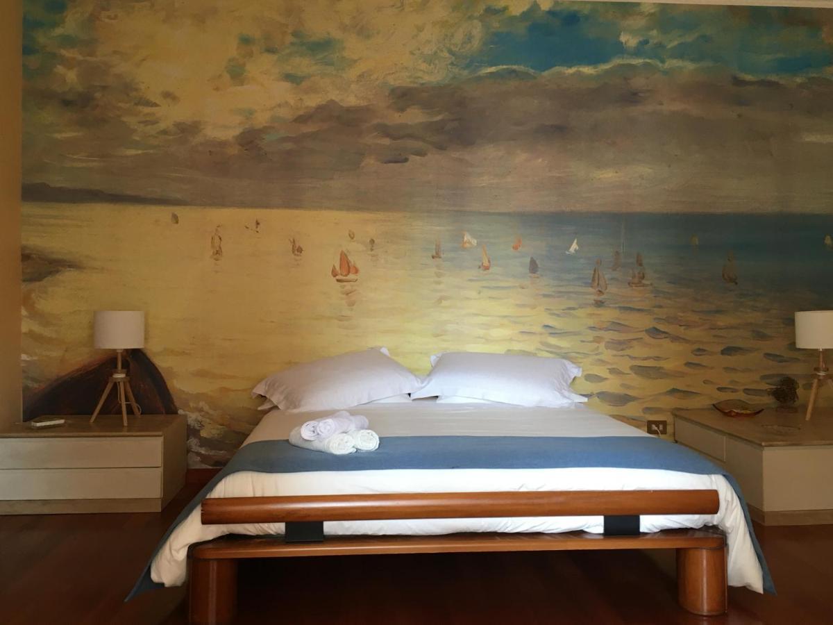 לדיספולי Casa Di Lucia B&B מראה חיצוני תמונה