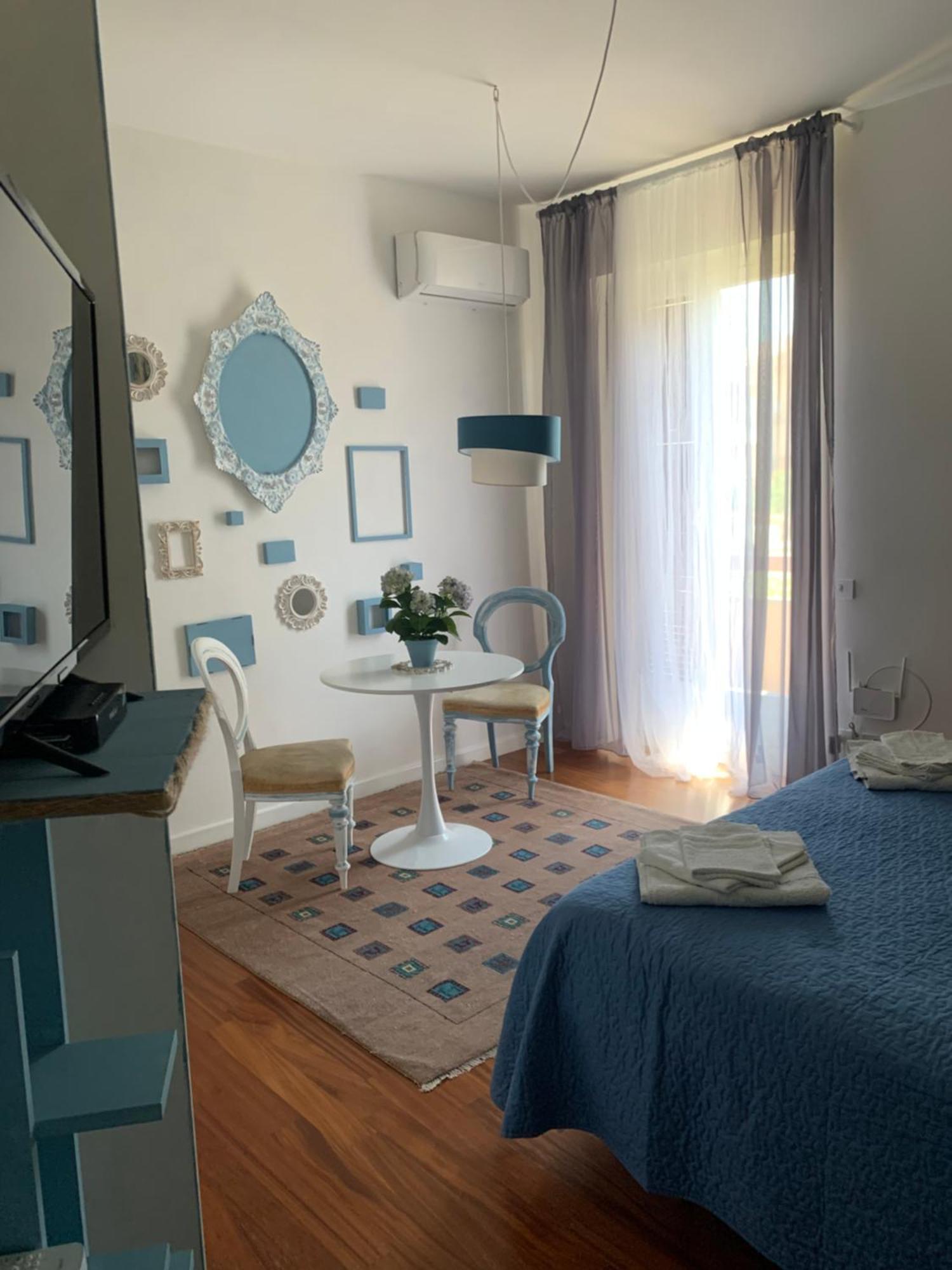לדיספולי Casa Di Lucia B&B מראה חיצוני תמונה